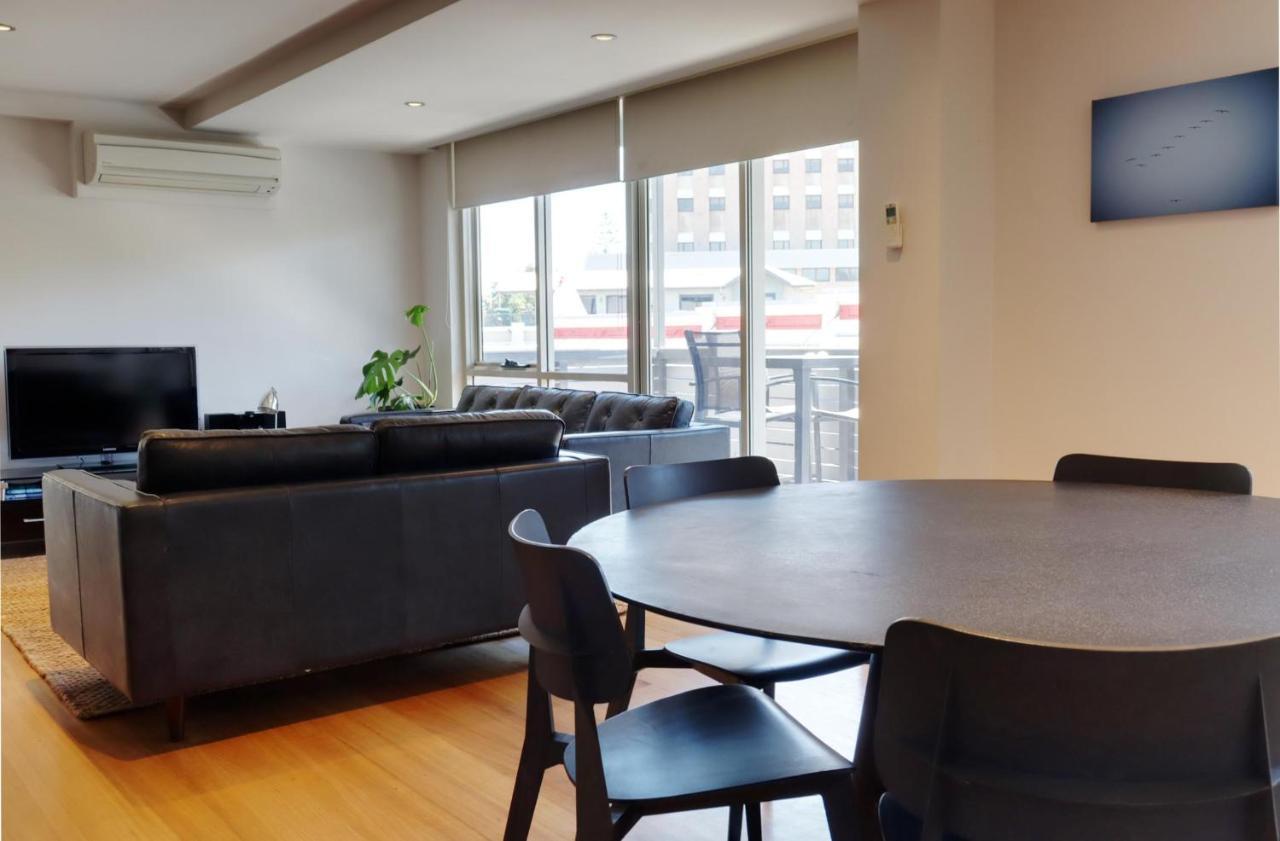 Fiveways Balcony, King Bed, Chef'S Kitchen Apartment Fremantle Ngoại thất bức ảnh