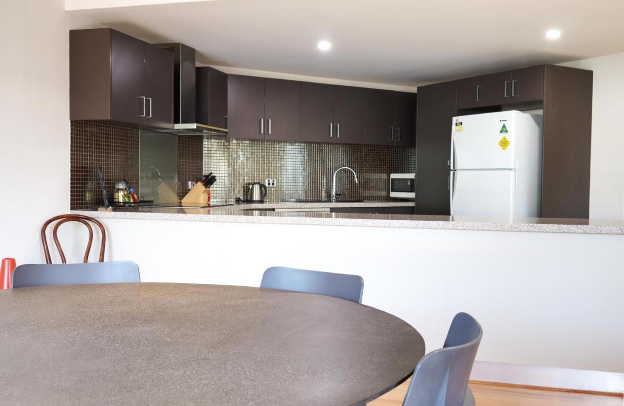 Fiveways Balcony, King Bed, Chef'S Kitchen Apartment Fremantle Ngoại thất bức ảnh